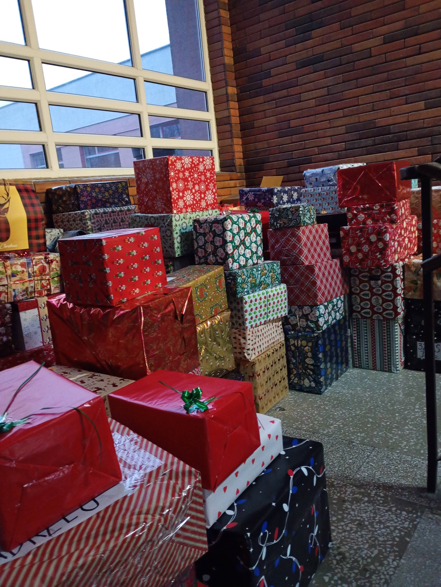 WSPIERAMY OSOBY W KRYZYSIE BEZDOMNOŚCI