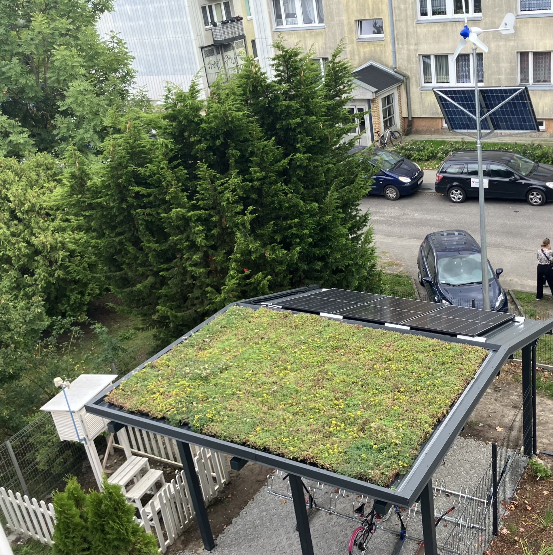 „Koło Energii” – wiata, która uczy